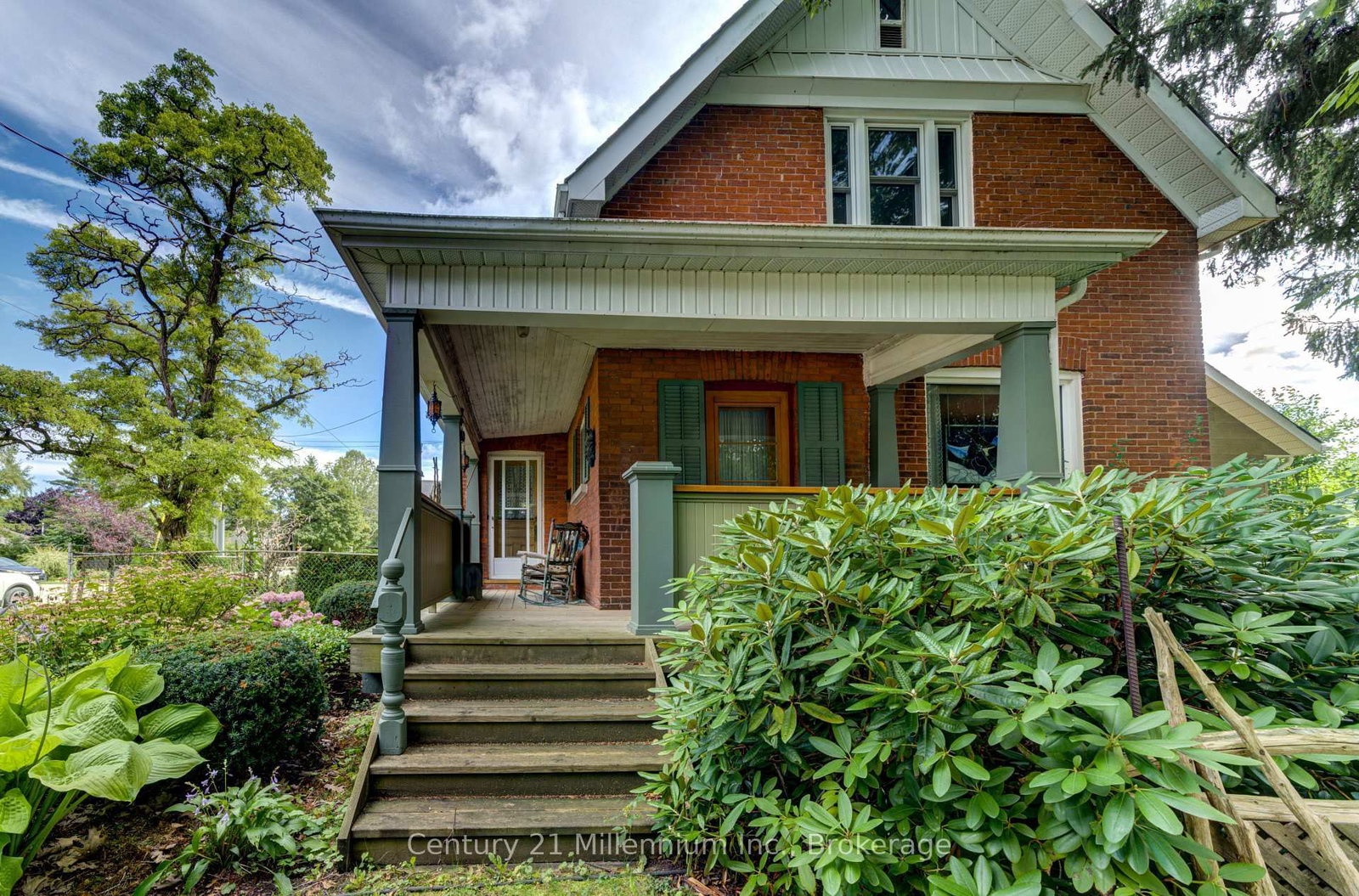 Listing Image 3