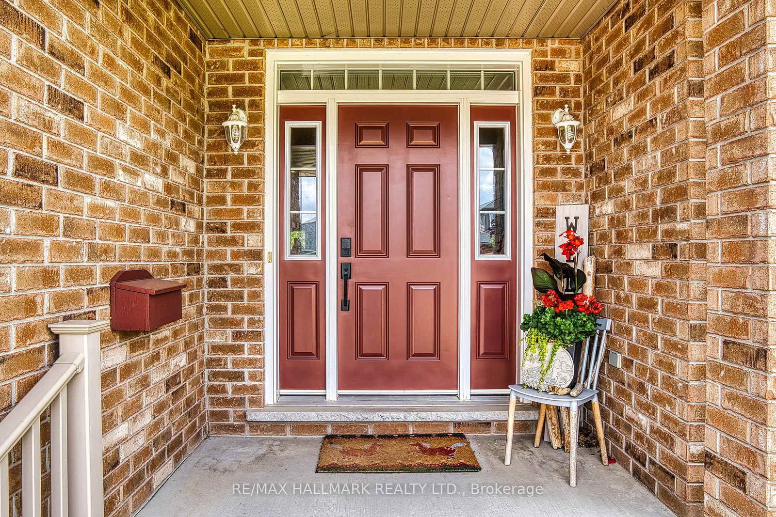 735 WELLINGTON Avenue, North Perth, ON