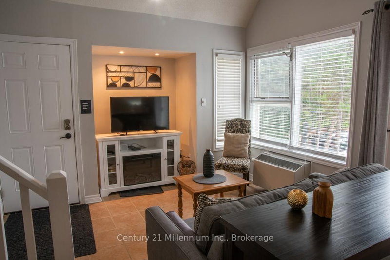 110 - 796468 Grey 19 Road