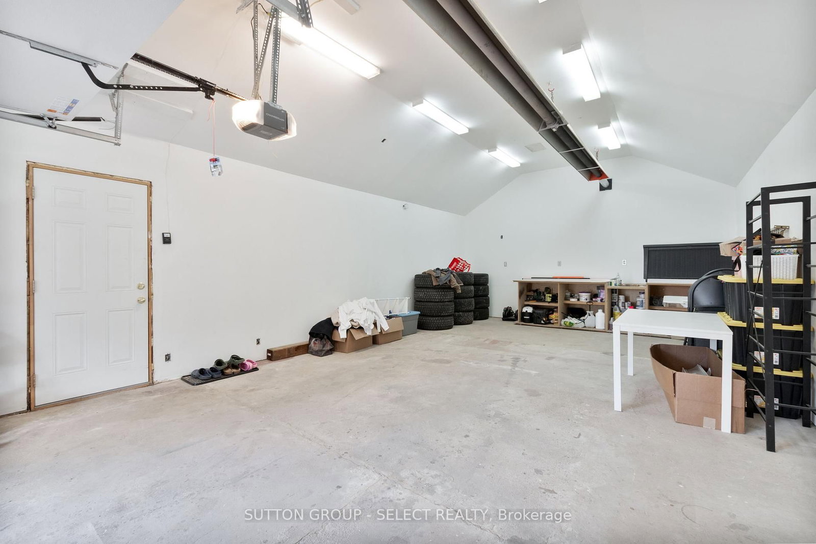 Listing Image 41