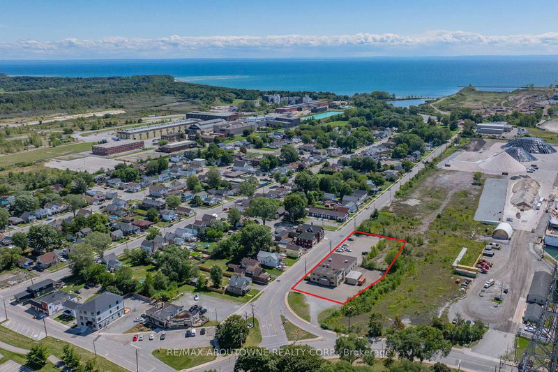 198 Welland St, Port Colborne, L3K 5V8 | Image 3