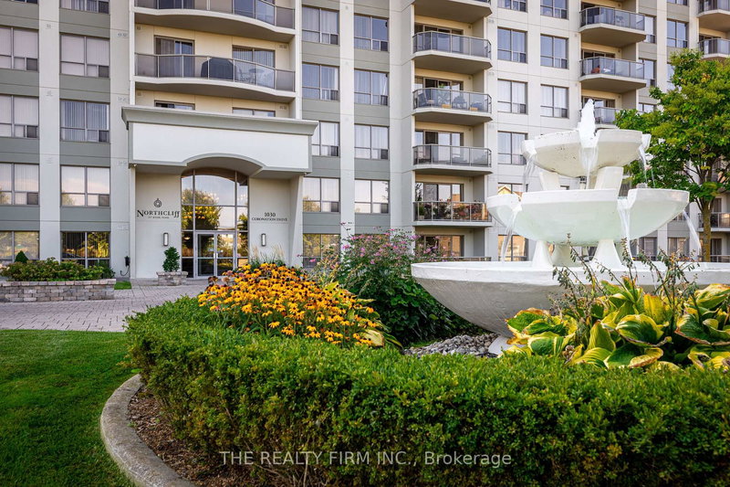 812 - 1030 Coronation Dr, London North, N6G 0G5 | Image 2