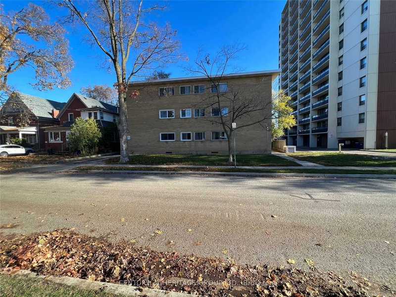 50 Gordon Ave, Kitchener, N2H 1N8 | Image 2