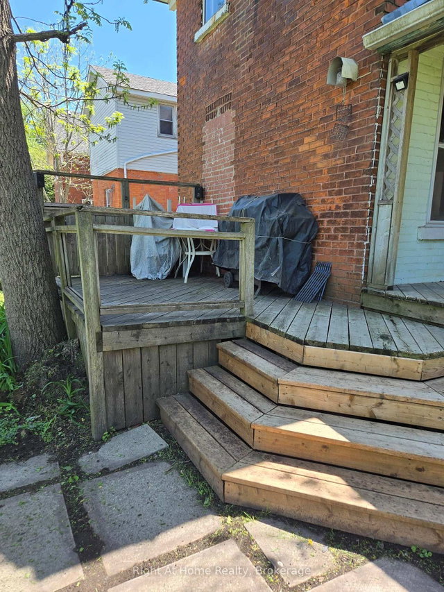 306 Douro Street