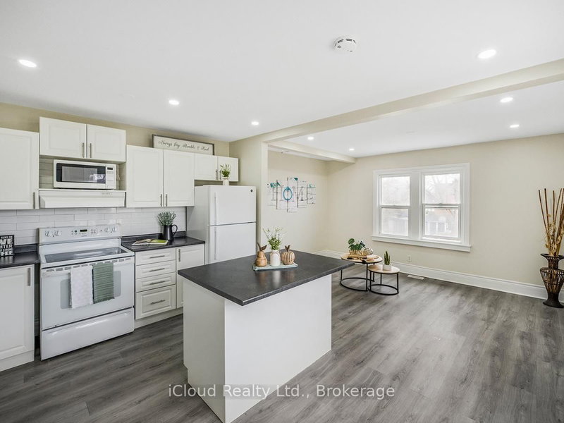 Unit Unit 2 — 1308 King Street E, Cambridge