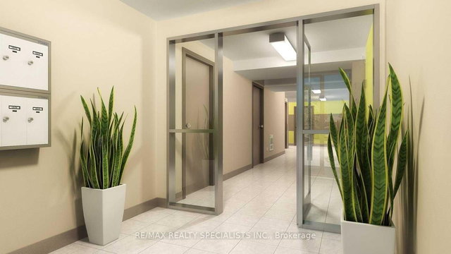 101 - 261 Lester Street