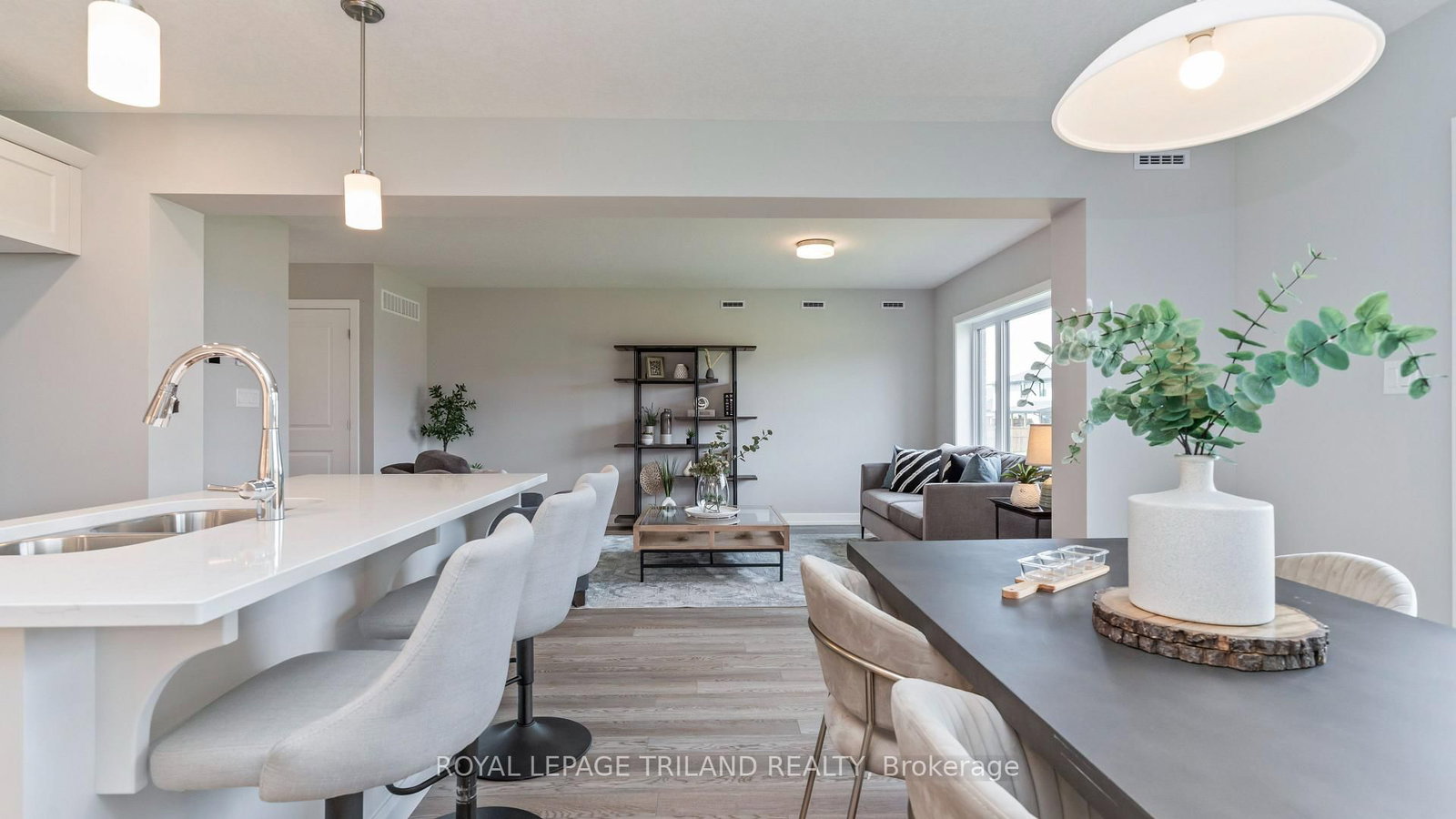 114 STYLES Drive • St. Thomas, ON photo 16