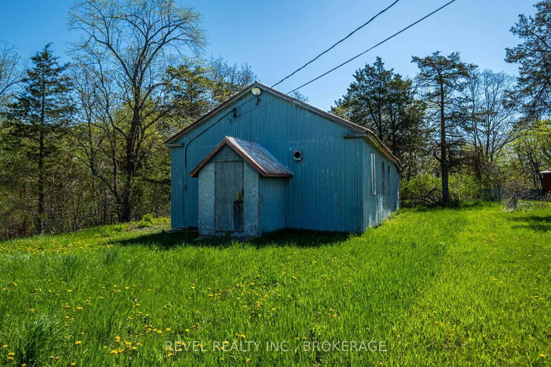 2186 Highway 49 Highway