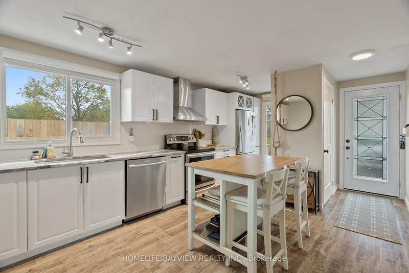 333 Preston Pkwy, Cambridge, N3H 4Z4 | Image 3