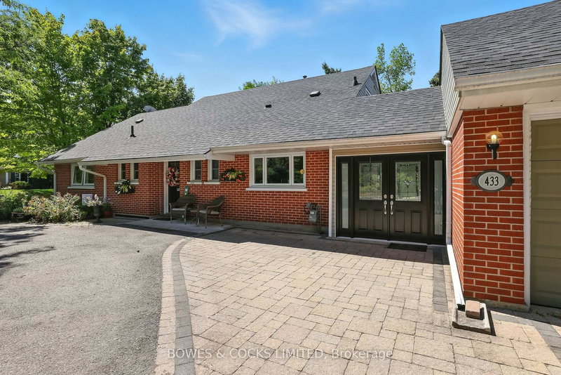 433 Manorhill Ave, Peterborough, K9J 6H7 | Image 3