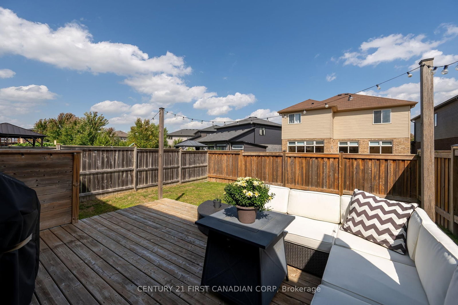 Listing Image 23