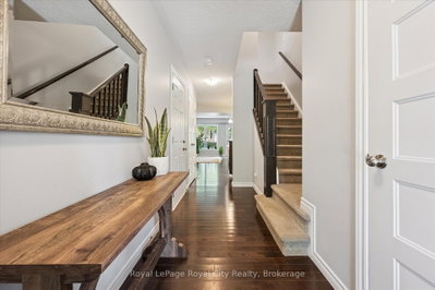 Unit 16 — 167 Arkell Road — more photos