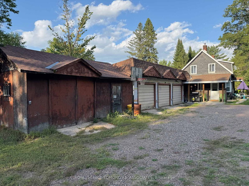 27 Stencells Rd, Pembroke, K8A 6W8 | Image 2