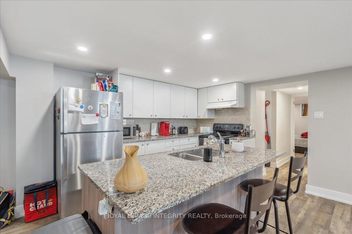 468-470 Besserer Street - Photo 31