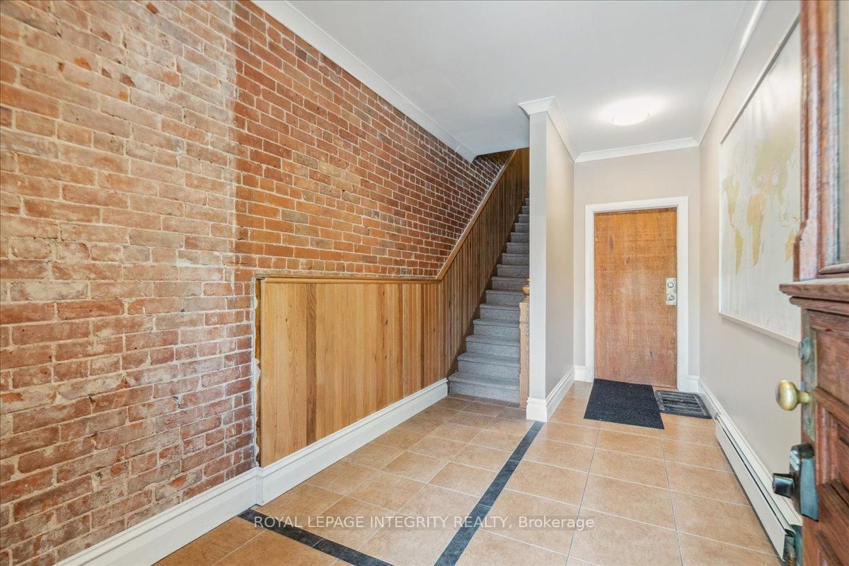 468-470 Besserer Street - Photo 6