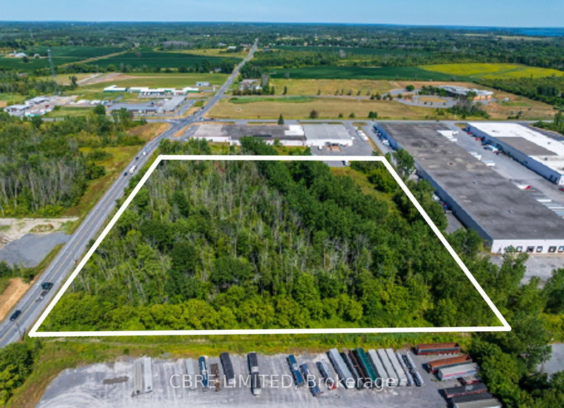 805 Boundary Rd, Cornwall, K6H 6K8 | Image 2