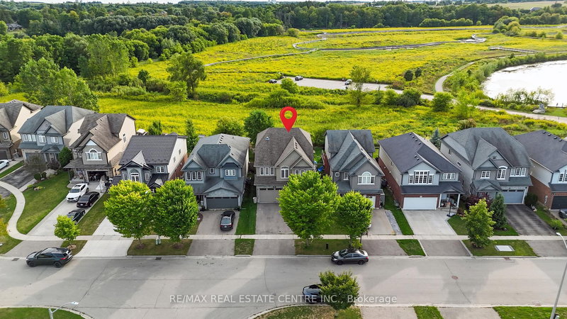 56 Smith's Creek Dr, Wilmot, N3A 0B3 | Image 2