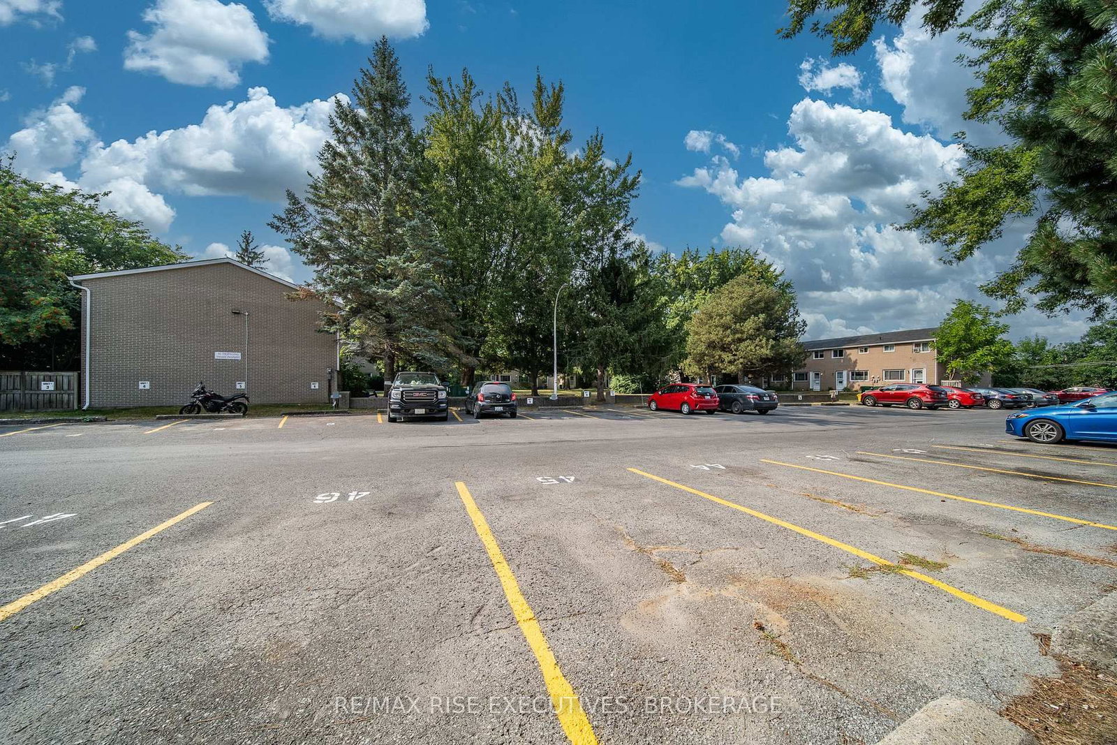 Listing Image 36