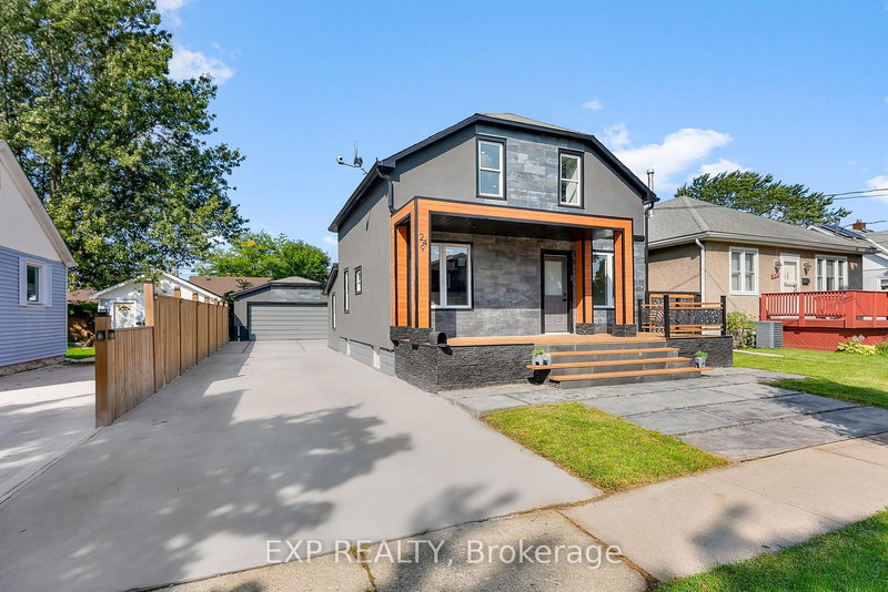 249 Wallace Ave S, Welland, L3B 1R7 | Image 2