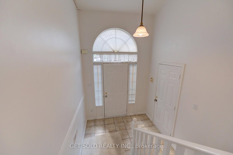 40 Jo Whitney Crt, Brantford, N3T 6N9 | Image 3