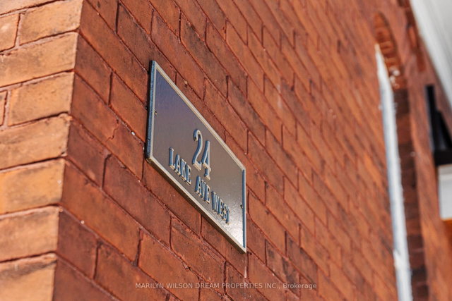 24 Lake Avenue W