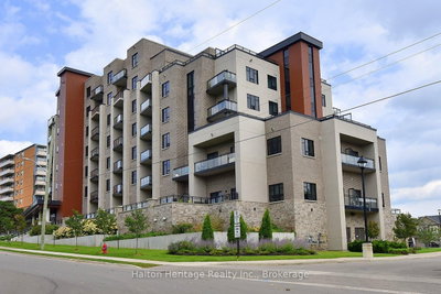 Condo sold at 510-30 Hamilton Street, Hamilton, Ontario, L8B 1V8 - Waterdown - MLS: X12392194