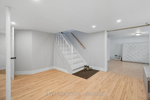 2 - 76 Chestnut Street