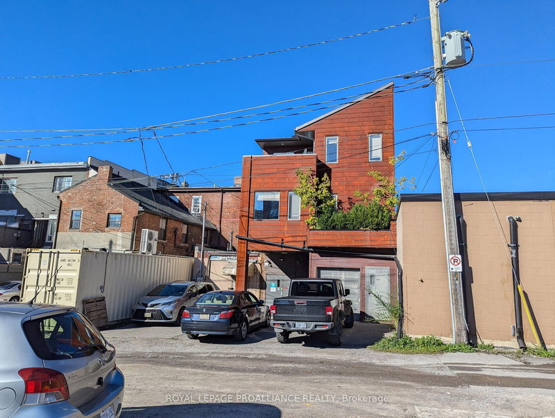 432 George St N, Peterborough, K9H 3R5 | Image 2