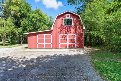 1402 Hwy 6 • Hamilton, ON photo 4
