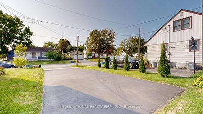 446 Harden Crescent — photo 3