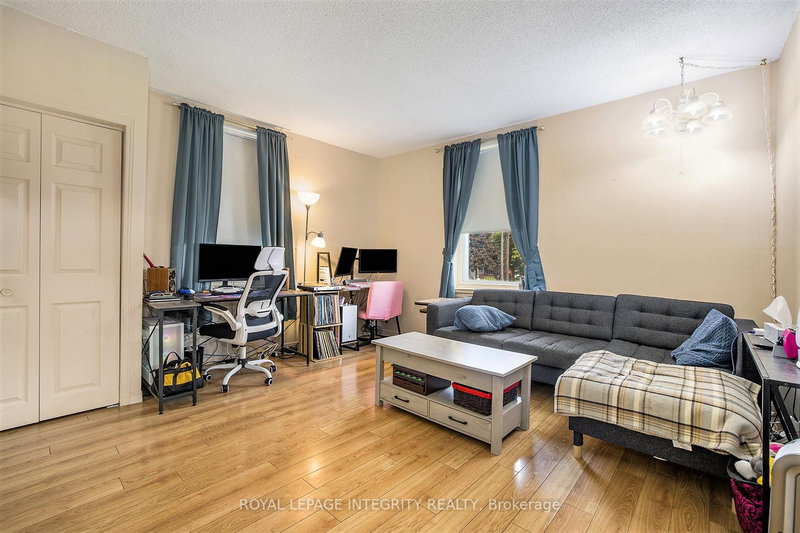 112,114 Clarence St, Lanark, K0G 1K0 | Image 3