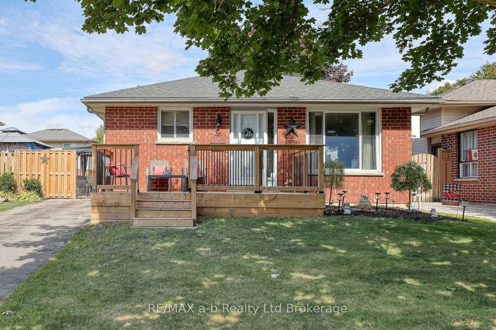 Listing Image 3