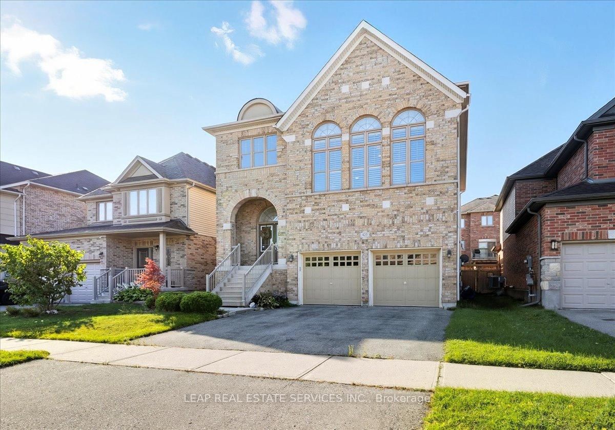 Detached House sold at 425 Rideau River Street, Waterloo, Ontario, N2V 2Y4 - MLS: X12397206