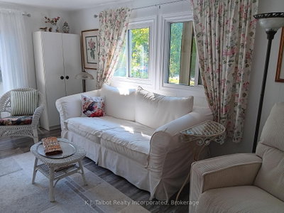 213 Chestnut Drive S • Central Huron, ON photo 9