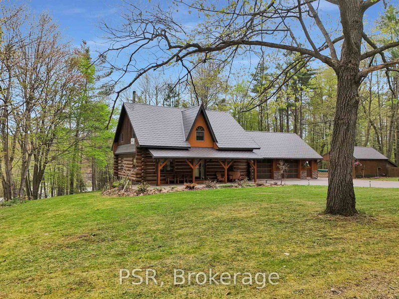 1040 Amelia Cres, Gravenhurst, P0E 1G0 | Image 2