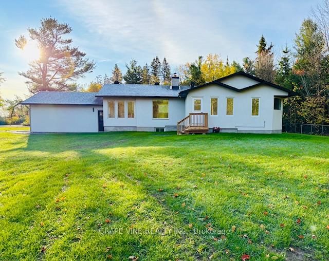 135 Manion Rd, Carp, K0A 1L0 | Image 3