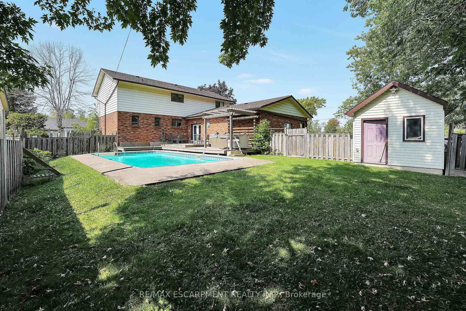 Listing Image 3