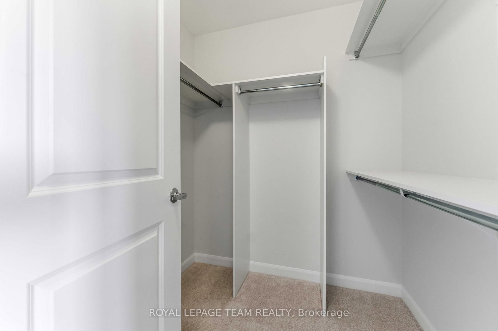 764 Fairline Row • Kanata, ON photo 17