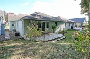 18 Wilkins Crescent — photo 3