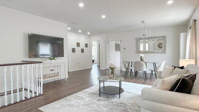 16 Snell Court — photo 2