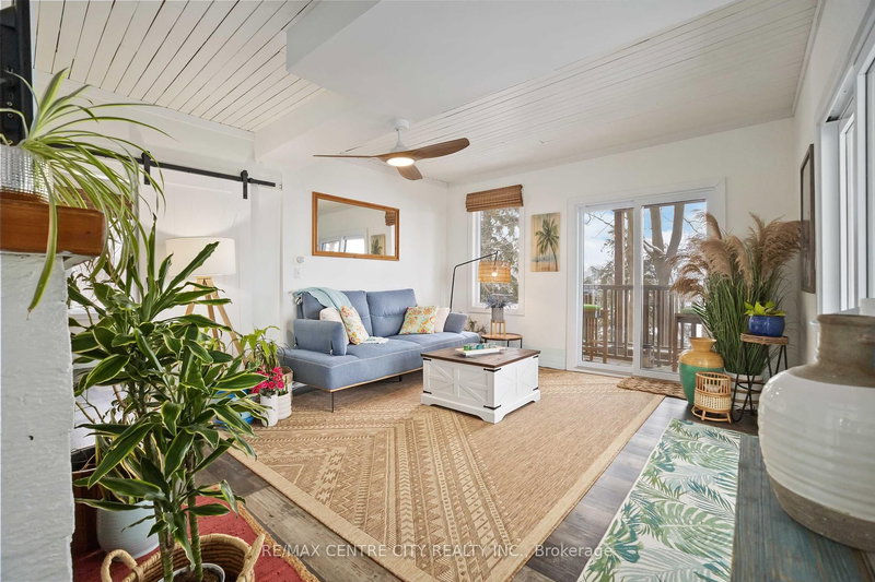 348 Erie St, Central Elgin, N5L 1E3 | Image 3