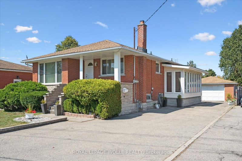136 Fairway Road N, Kitchener