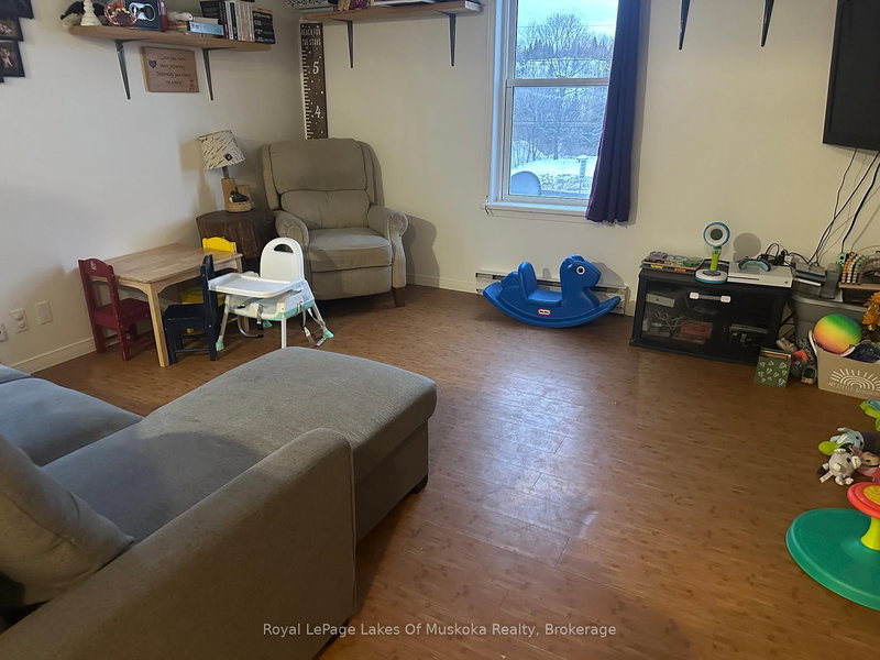 120 ONTARIO St, Burk's Falls, P0A 1C0 | Image 3