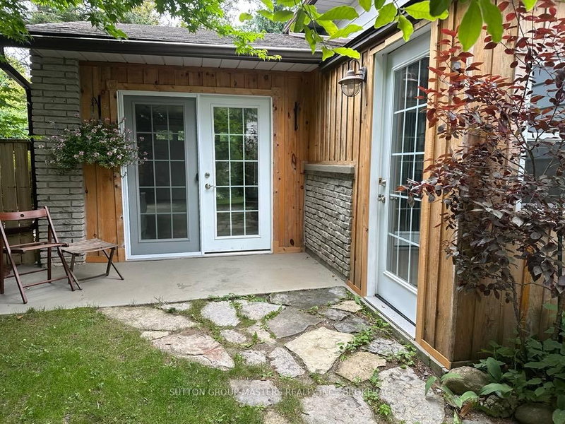 798 Danbury Rd, Kingston, K7M 6T4 | Image 2