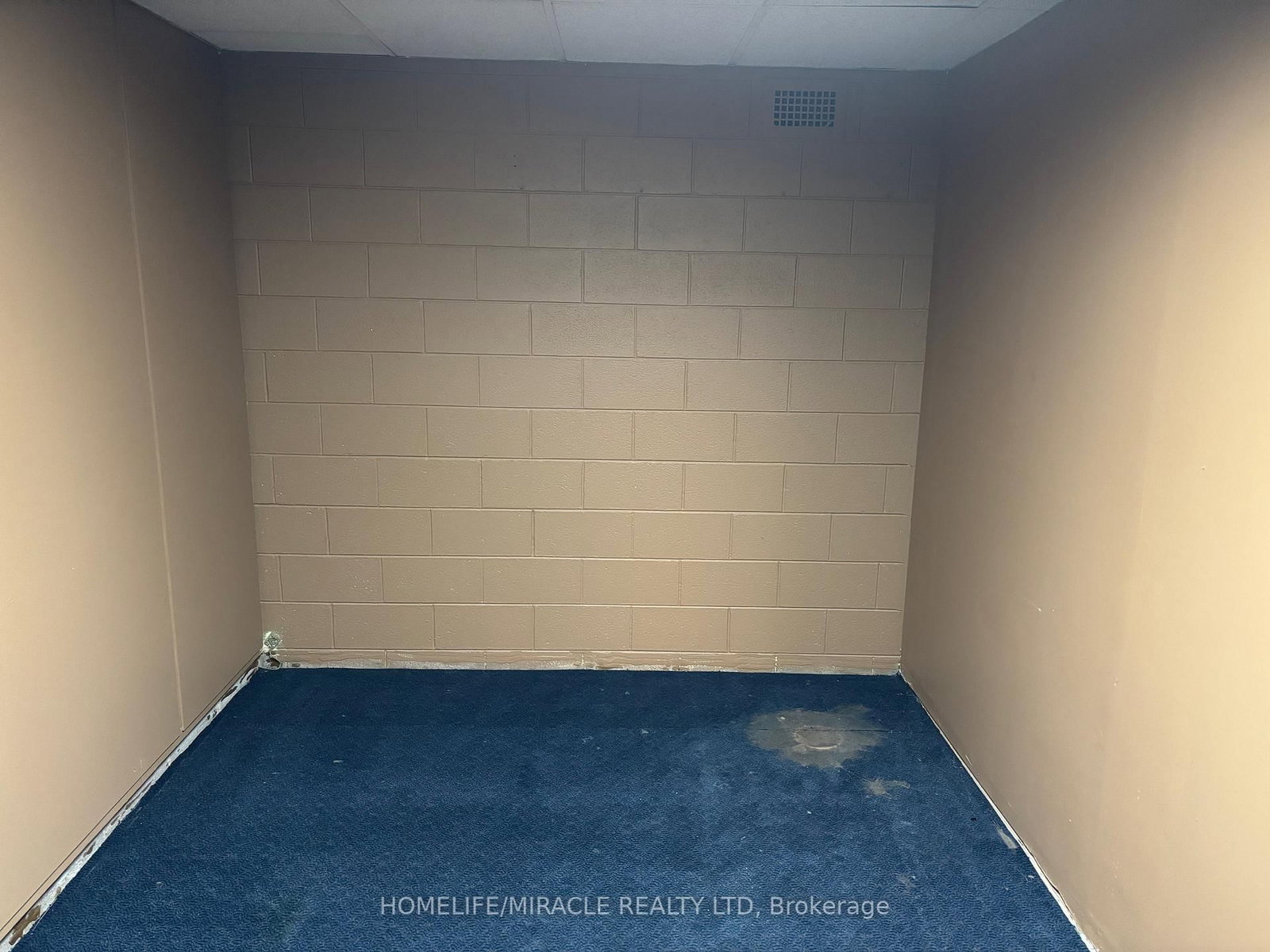 5890 Main Street - Photo 18