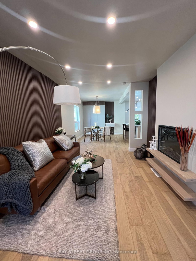 396 Emerald St N, Hamilton, L8L 5L9 | Image 2