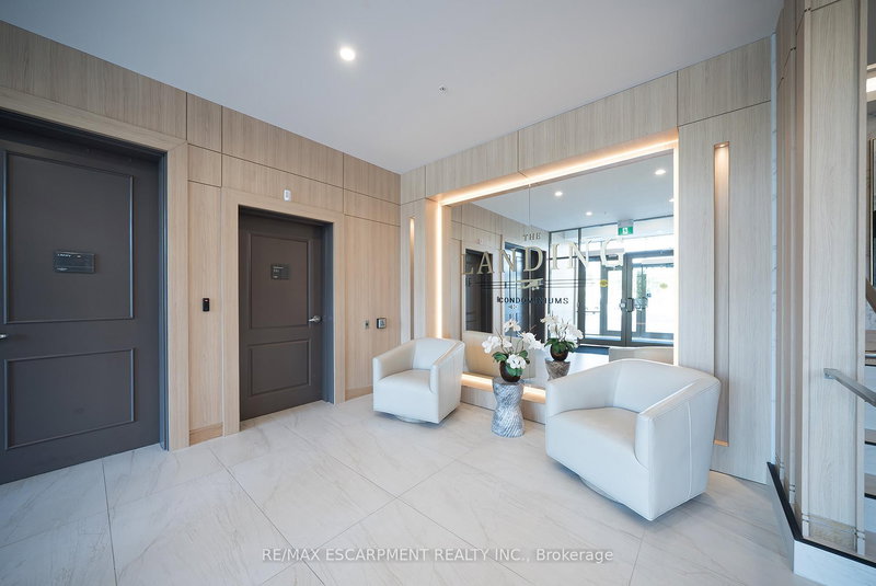 502 - 34 Norman St, Brantford, N3R 2Y1 | Image 3