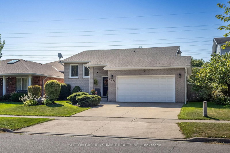 7491 Scholfield Rd, Niagara Falls, L2J 4E5 | Image 2