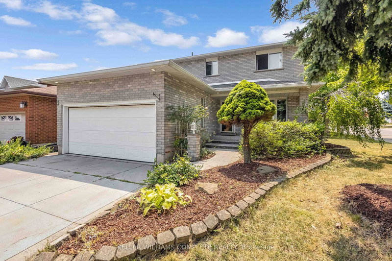 2 ROBESPIERRE Crt, Hamilton, L9B 2G6 | Image 2