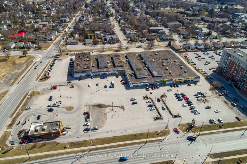 12 - 161 Bridge St W, Belleville, K8P 1K2 | Image 3